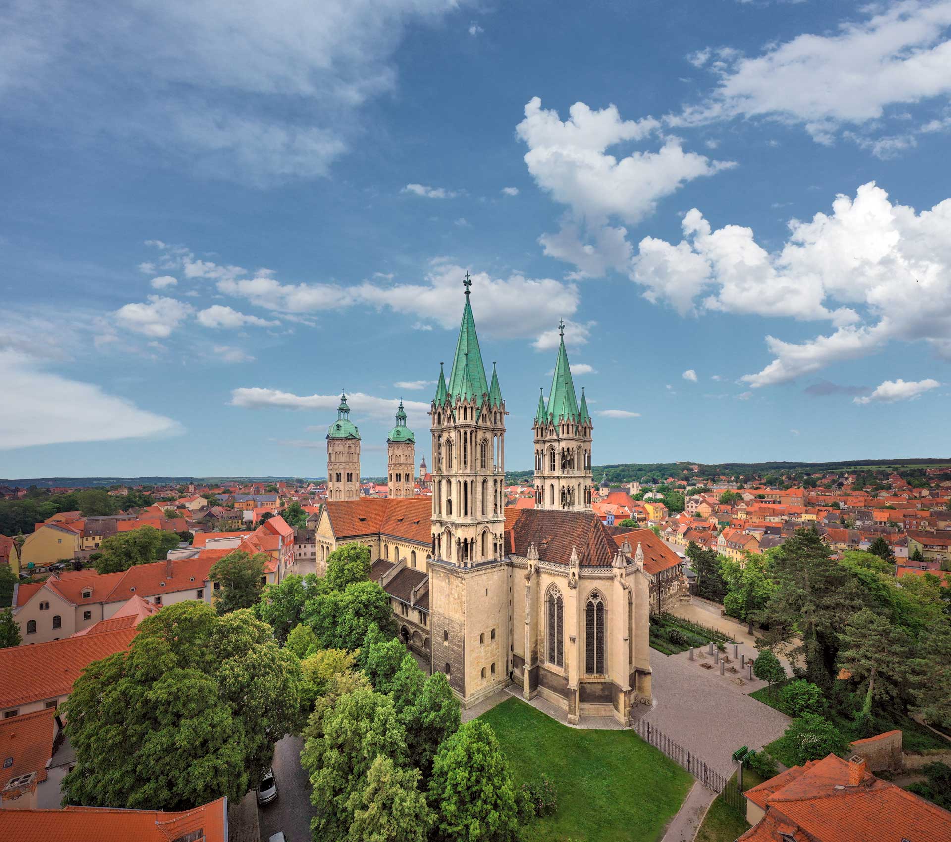 La cathédrale de Naumburg vue du ciel